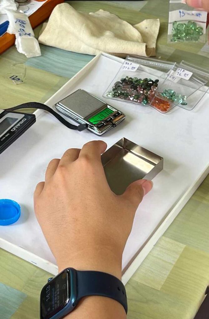 Chanthaburi-Gem-Market-Visit