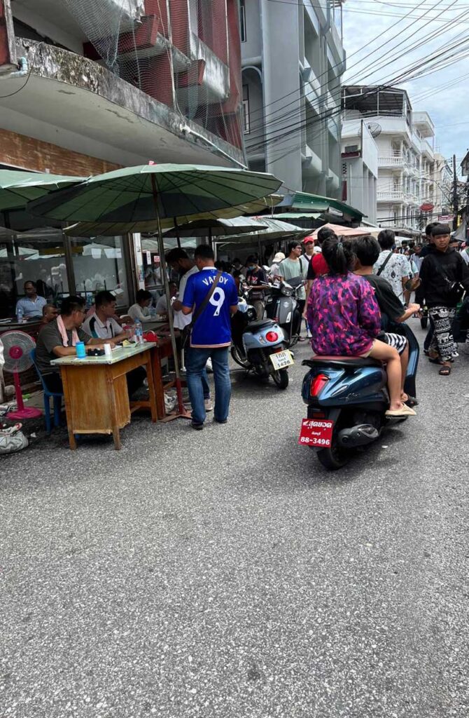 Chanthaburi-Gem-Market-Visit
